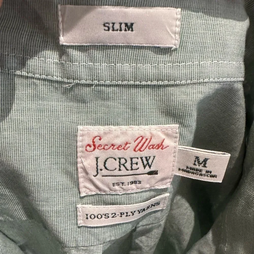 J.Crew men’s light green slim secret wash cotton poplin shirt size medium NWOT